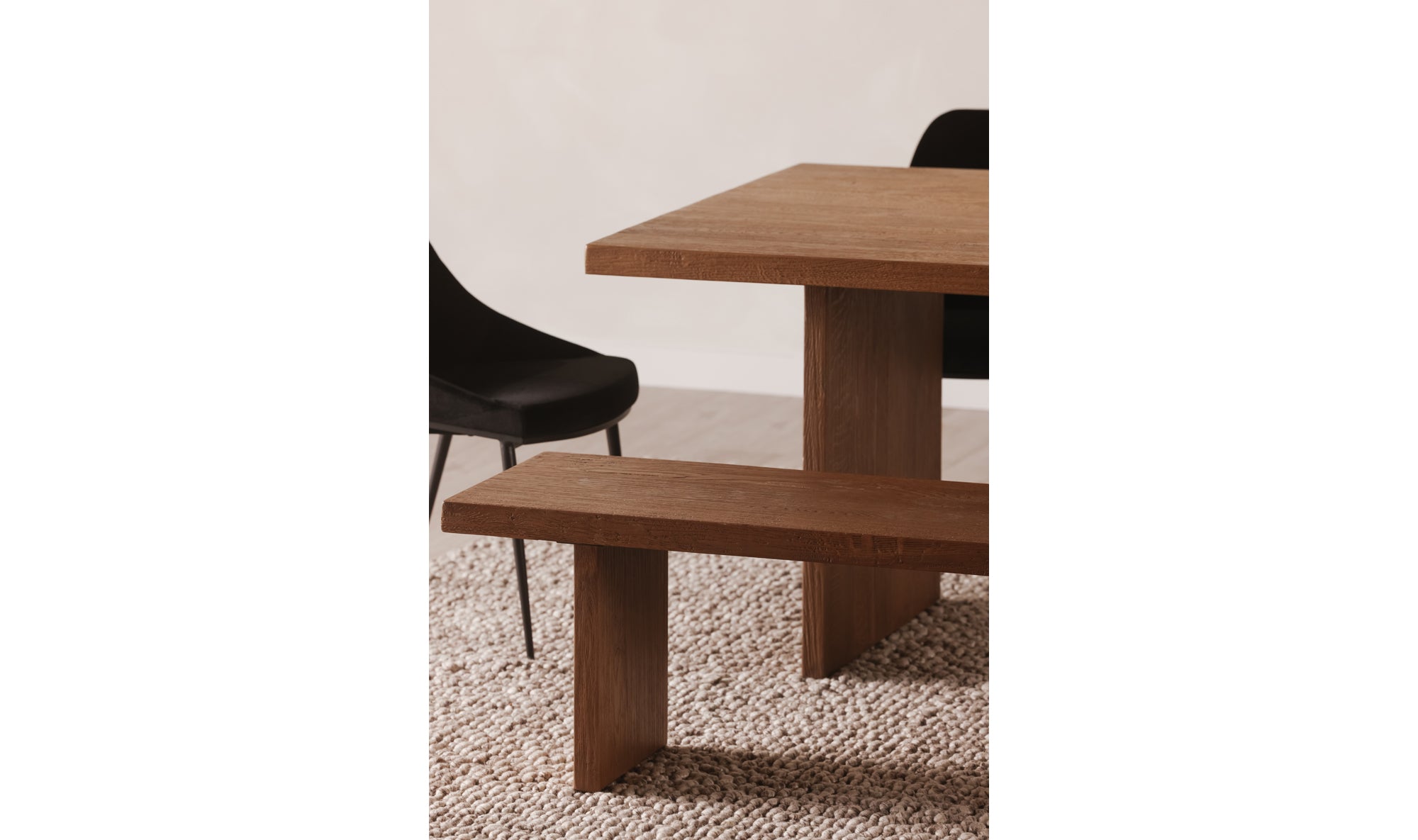 Asuna Dining Table