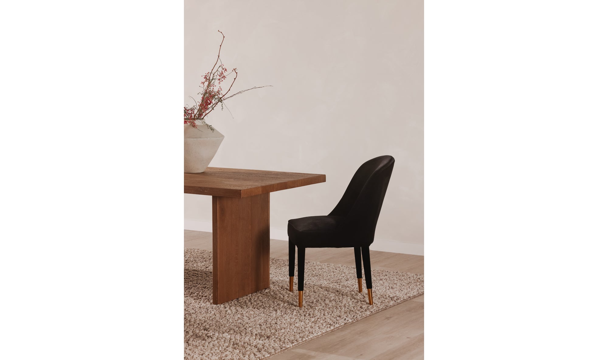 Asuna Dining Table