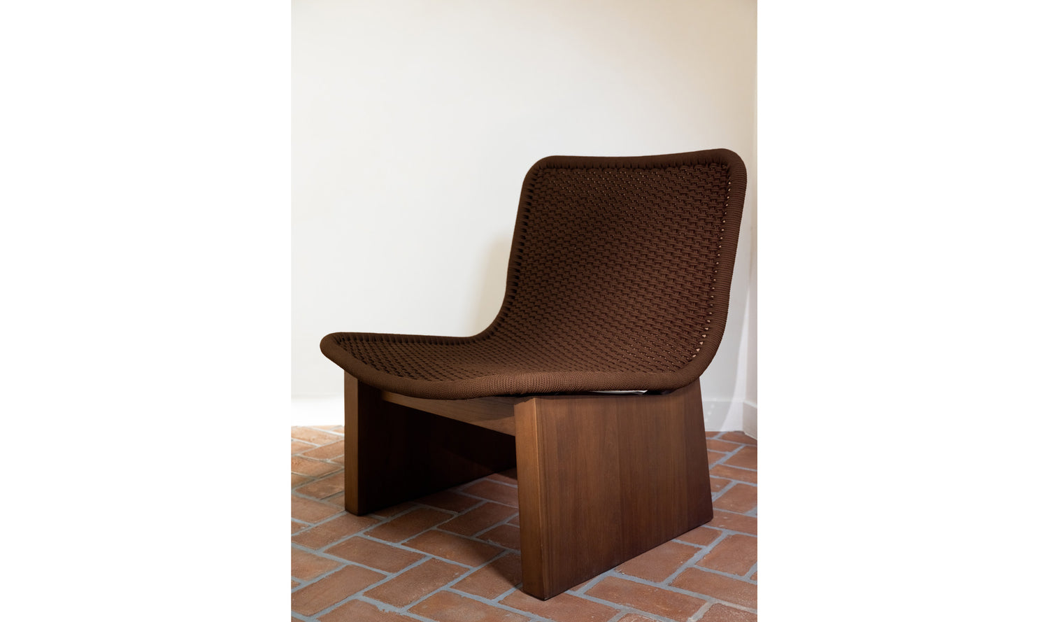 Bennett Outdoor Lounge Chair